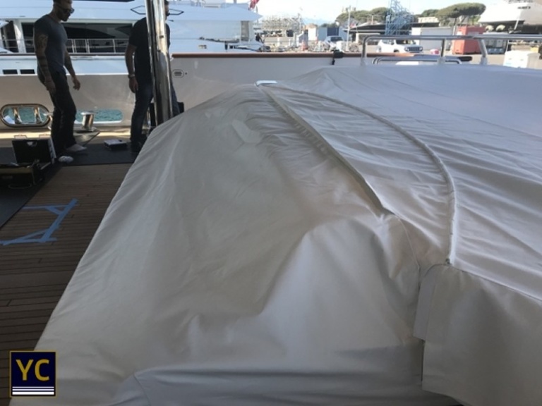 yacht cover